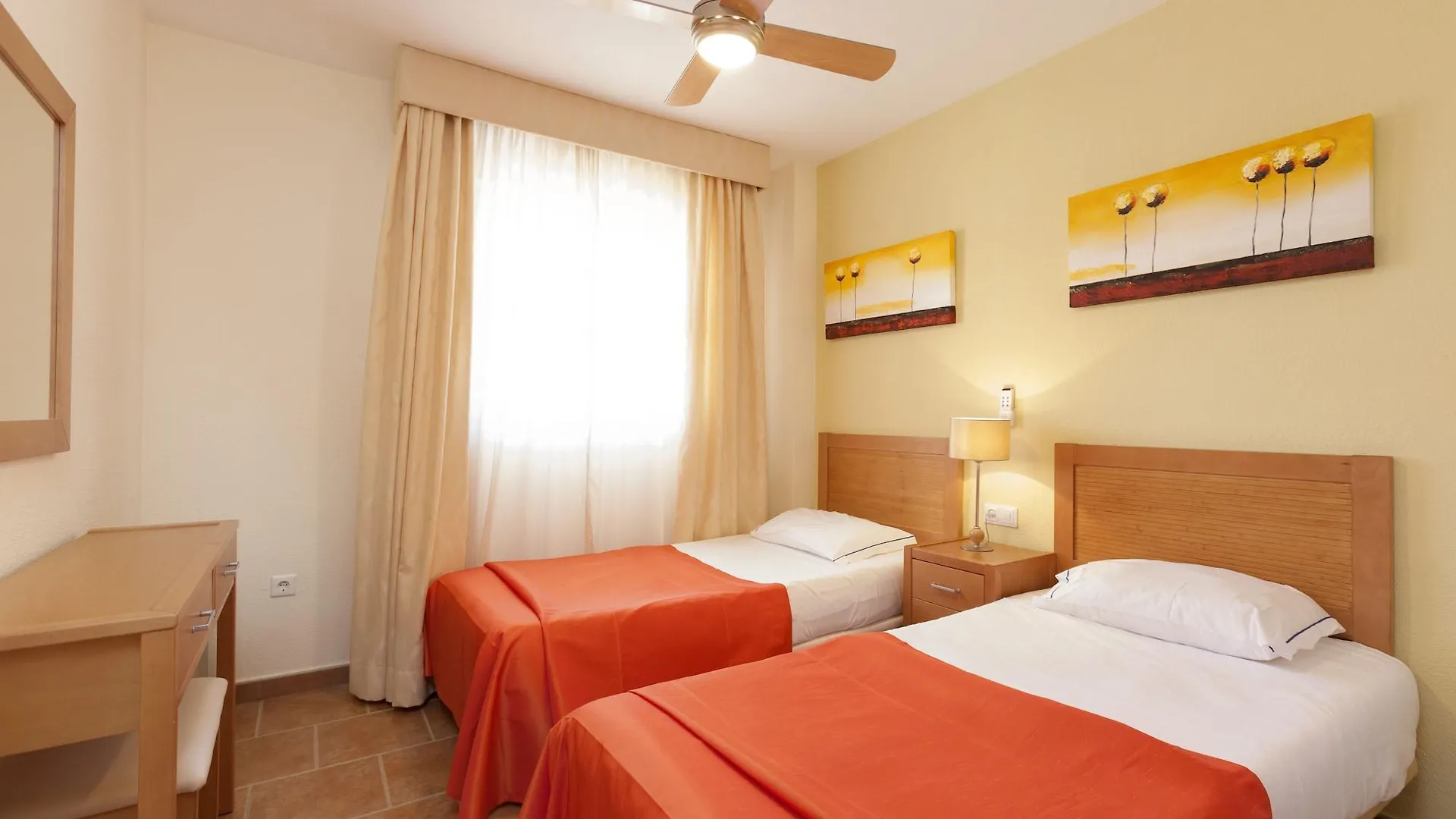 Crown Resorts Club Marbella Sitio de Calahonda 0*,