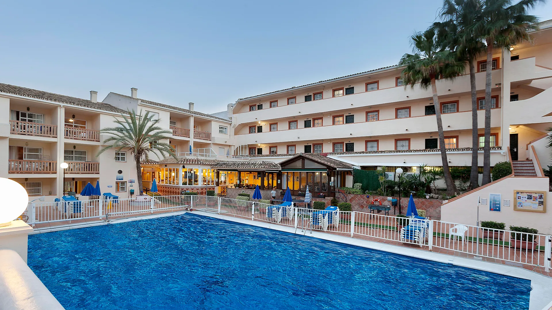 Crown Resorts Club Marbella Sitio de Calahonda Španělsko